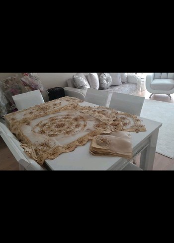 Nakışlı Bej Masa Örtüsü Seti - Görsel 2