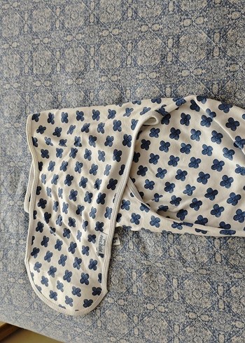 Mavi Gri Çiçek Desenli Bebek Kundak Örtüsü - Görsel 2