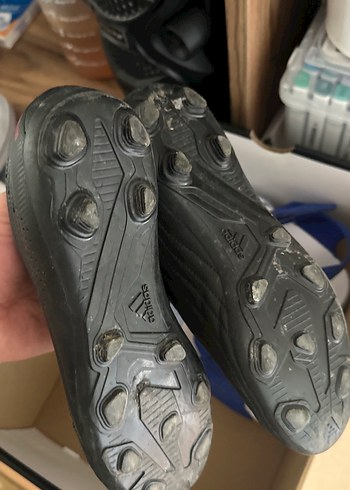 Adidas Siyah Erkek Futbol Ayakkabısı Velcro Kapatmalı