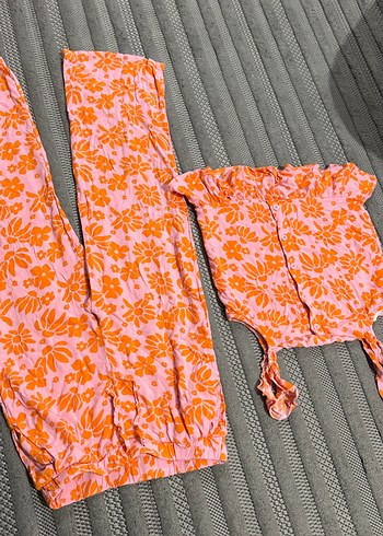 LC Waikiki Pembe Çiçek Desenli Kolsuz Bebek Kıyafet Seti