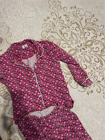 Minnie Mouse pijama takımı