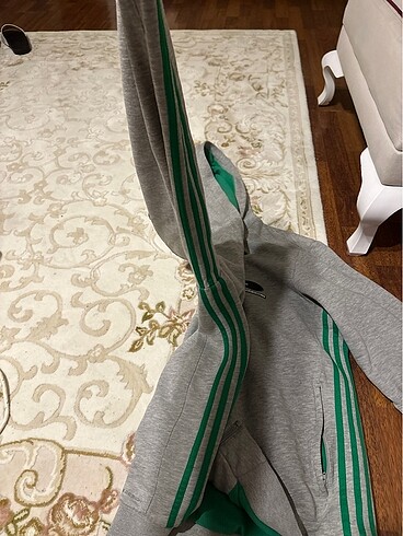xl Beden gri Renk Adidas orjinal hırka