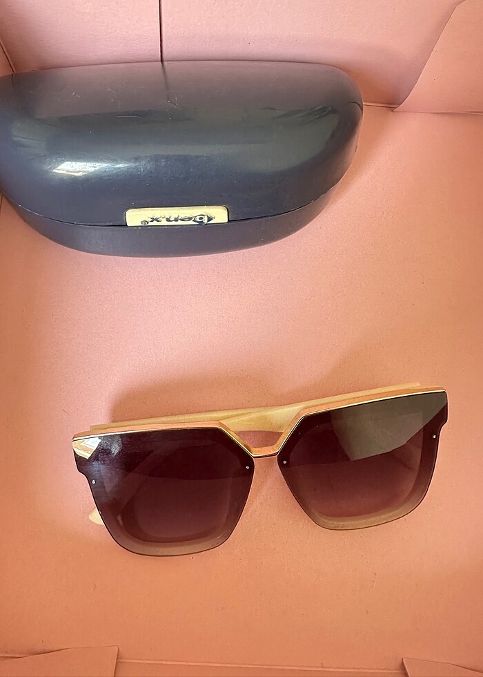 Kadın güneş gözlüğü - Görsel 2