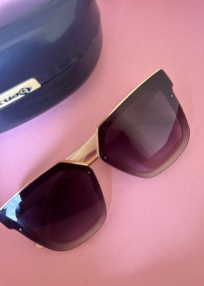 Kadın güneş gözlüğü - Görsel 3