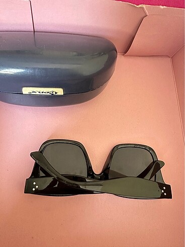 Siyah kadın gözlüğü - Görsel 4