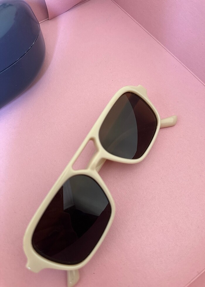 Krem güneş gözlüğü - Görsel 2