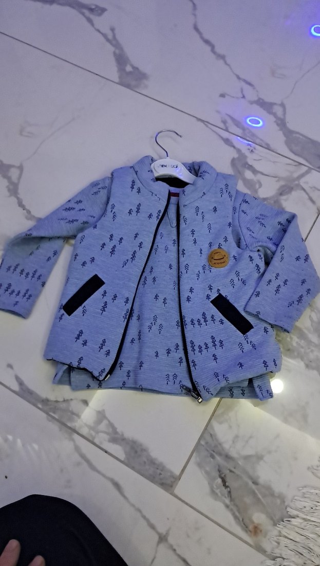 Kız Çocuk Gri Baskılı Fermuarlı Ceket - Görsel 3