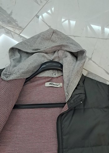 Gri Kapüşonlu Kadın Şişme Yelek - Görsel 8