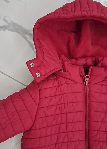 Kız Çocuk Kırmızı Kapüşonlu Fermuarlı Mont - Görsel 5