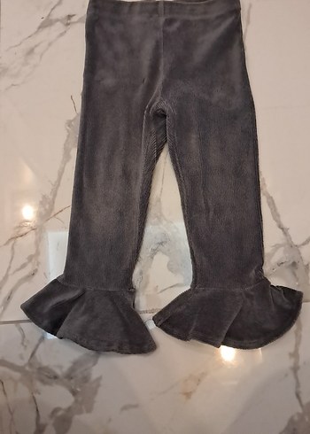 Gri Kız Çocuk Fırfırlı Rahat Tayt - Görsel 2