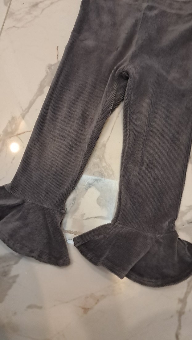 Gri Kız Çocuk Fırfırlı Rahat Tayt - Görsel 4