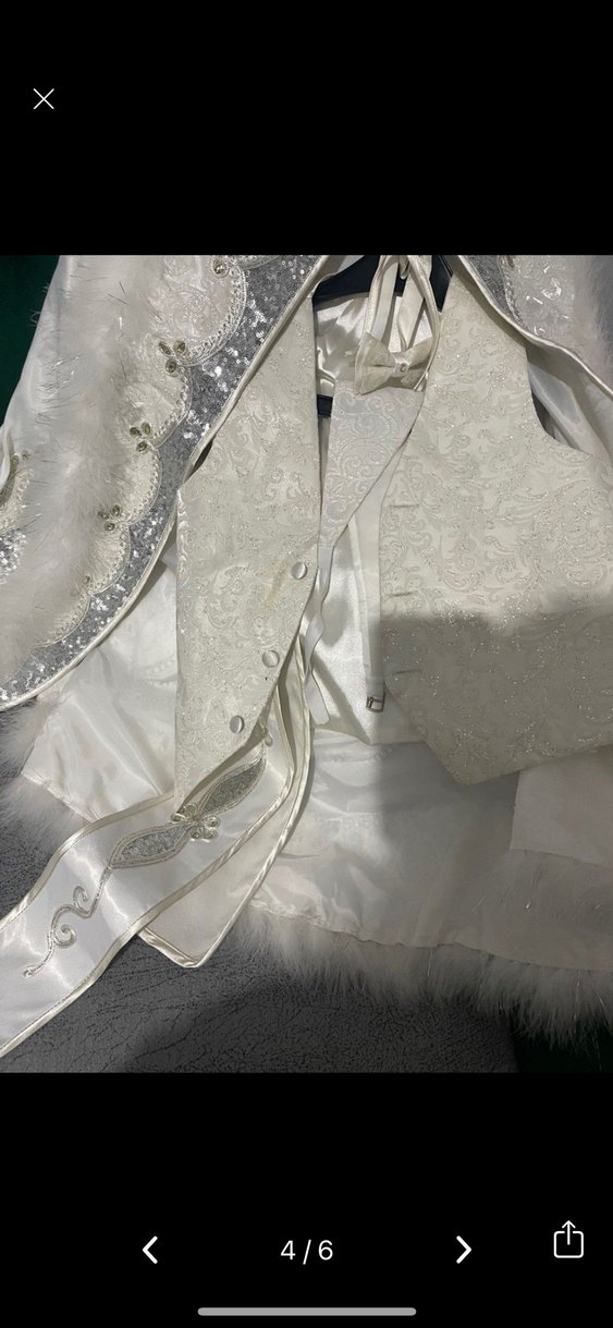 Beyaz Kürklü Nakışlı Çocuk sünnet Takımı - Görsel 4