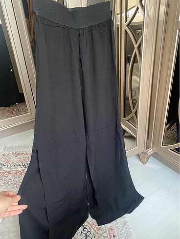 Diğer Çift yırtmaç pantalon