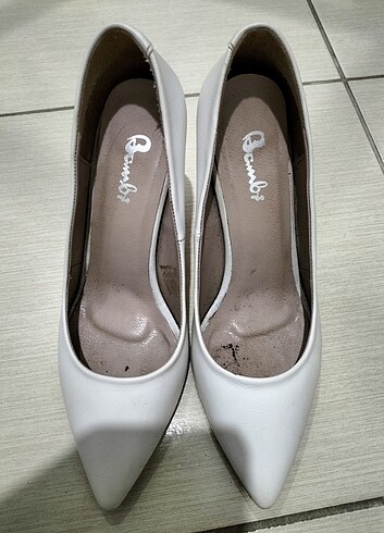 37 Beden beyaz Renk Topuklu ayakkabı 