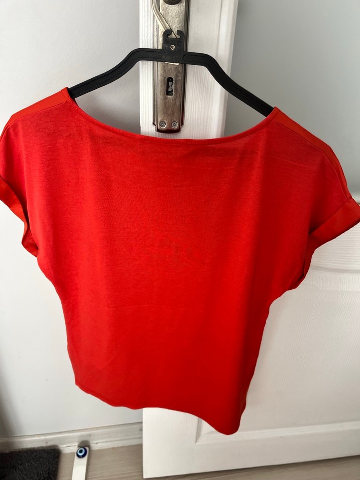 Kırmızı Saten Görünümlü bluz - Görsel 3