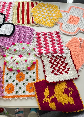 Çiçek ve Desenli Çok Renkli El Örgüsü Lifler - Görsel 3