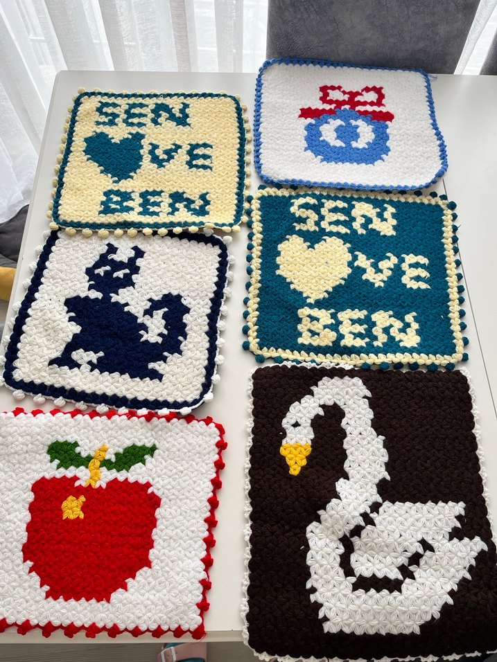 Çiçek ve Desenli Çok Renkli El Örgüsü Lifler - Görsel 5