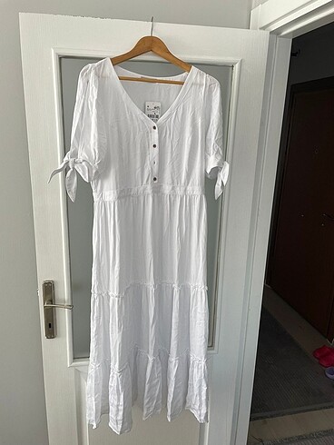 #Ltb marka beyaz yeni etiketli uzun elbise