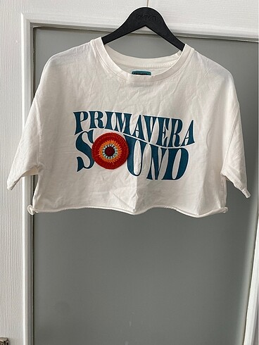 Pull bear marka L beden crop tişört
