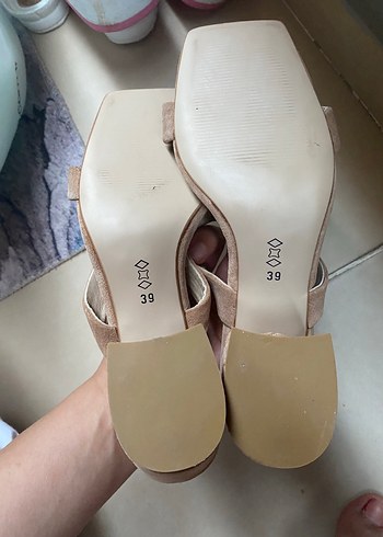 Diğer Bej Süet Stiletto Kadın Sandalet