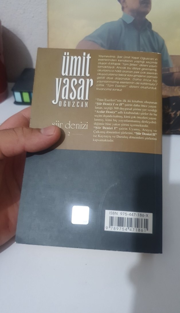 Ümit Yaşar Oğuzcan - Şiir Denizi 2 - Görsel 3