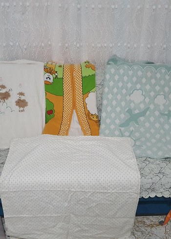 Çocuklar için renkli nakışlı uyku tekstili - Görsel 2