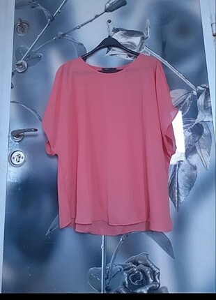 Kadın T-shirt/Nar Çiçeği