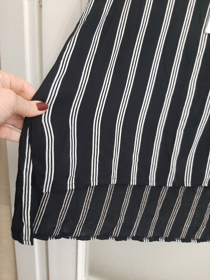 Kadın Beyaz Siyah Çizgili Fiyonklu Uzun Kollu Gömlek - Görsel 3