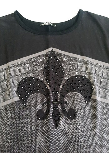 Siyah Gotik Desenli Kadın Bluz - Görsel 3