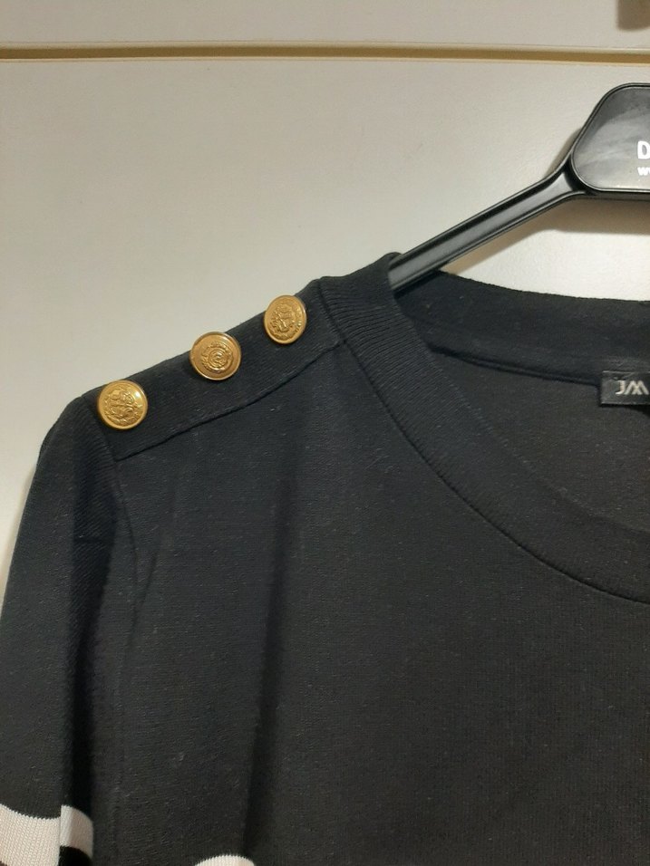 Düğmeli Siyah-Beyaz Çizgili Kadın Kazak - Görsel 5