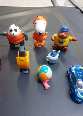 Renkli Oyuncak Araba ve Figür Seti - Görsel 4