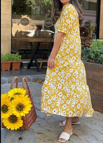 Diğer Sarı renk kolları lastikli çiçek desenli elbise 