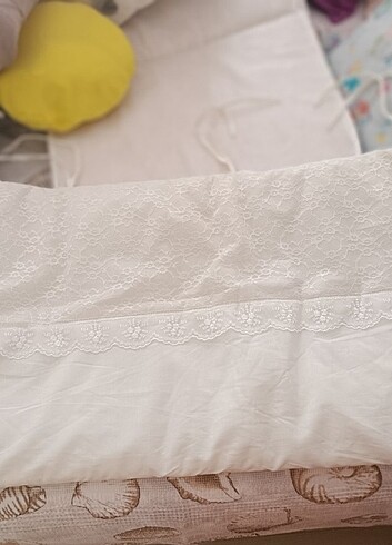 Beden beyaz Renk Bebek Yatak Korumasi