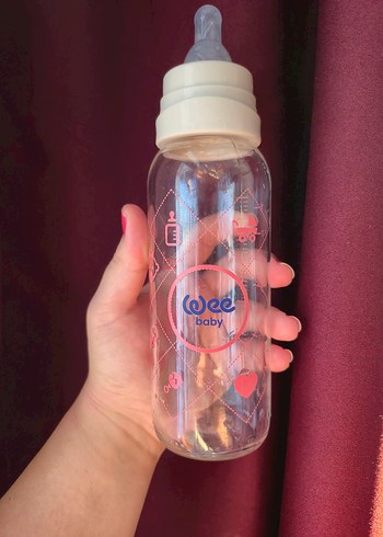 Kırmızı Bebek Biberonu - Görsel 2