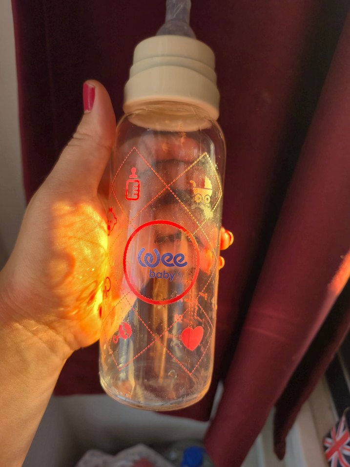 Kırmızı Bebek Biberonu - Görsel 4