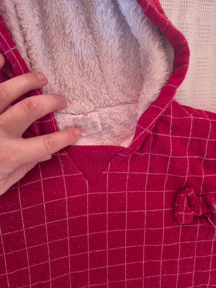 Kız Çocuk Kırmızı Kapüşonlu Ekose Panço - Görsel 2