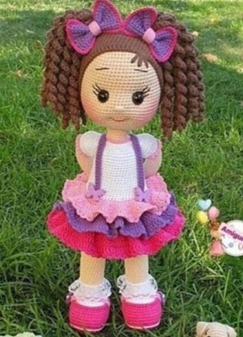 Amigurumi el örgüsü bebek