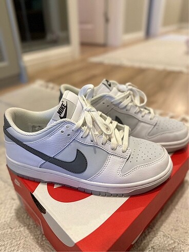 38,5 Beden Nike dunk low