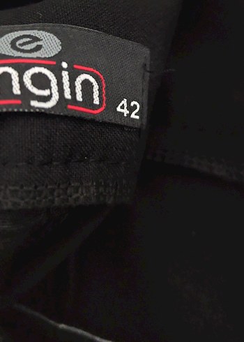 Kadın Siyah Kemerli Kumaş Pantolon - Görsel 2