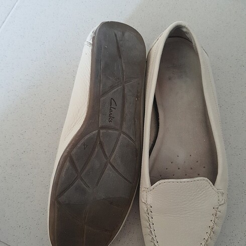 35,5 Beden Clarks marka, Hakiki deri , krem rengi