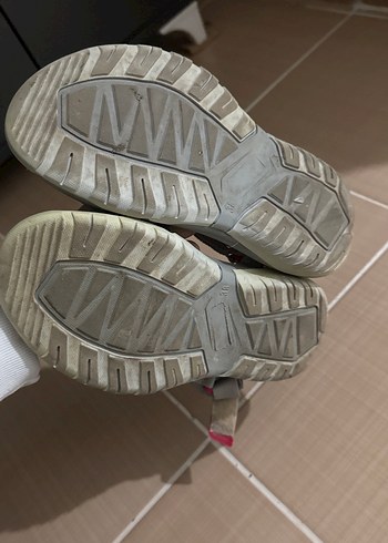 Gri Kadın Spor ve Günlük Dolgu Topuk Sandalet - Görsel 3