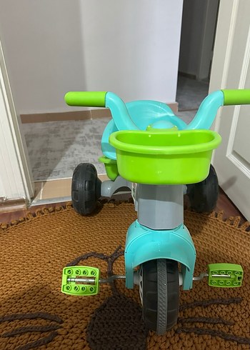 Pastel Yeşil Üç Tekerlekli Bisiklet - Görsel 3