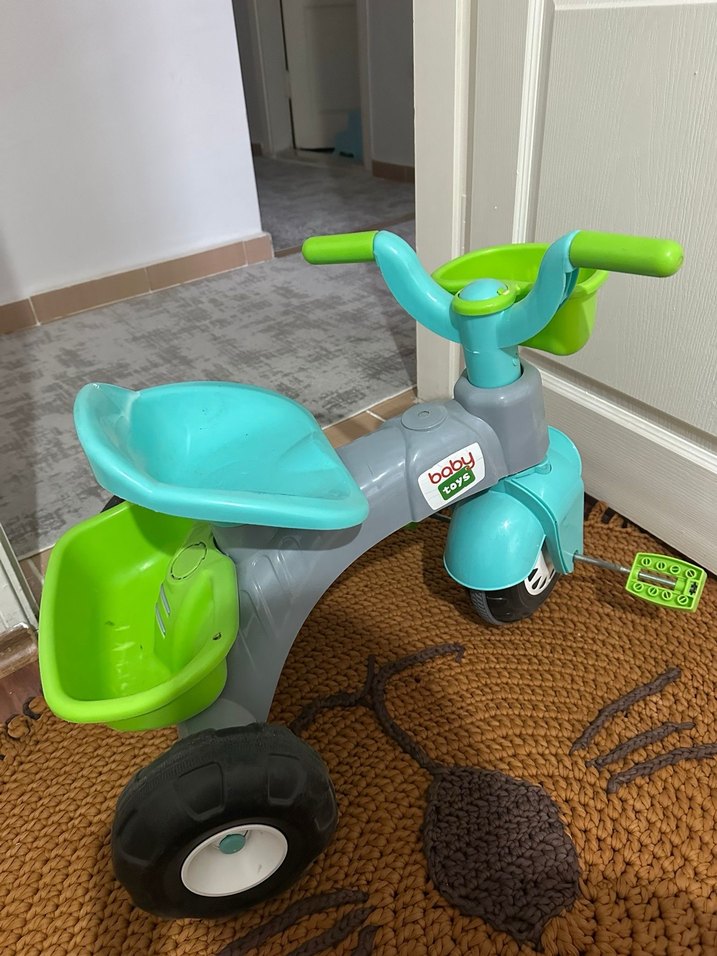 Pastel Yeşil Üç Tekerlekli Bisiklet - Görsel 2