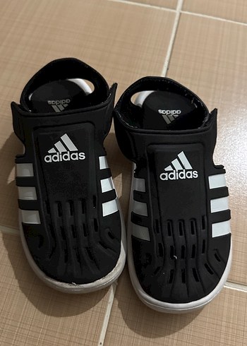 Adidas 34