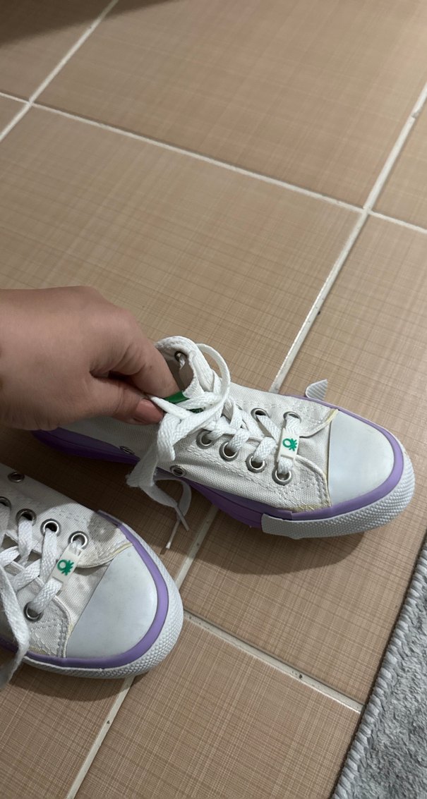 Beyaz Bağcıklı Kadın Spor Ayakkabı - Görsel 3