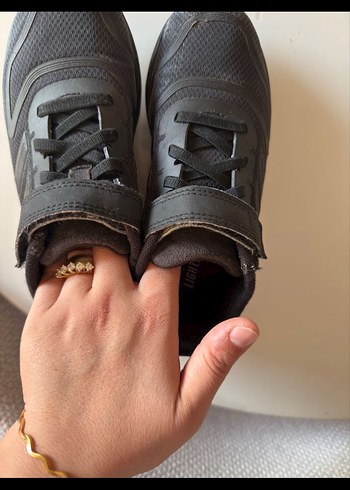 Erkek Çocuk Siyah Cırtlı Spor Ayakkabı - Görsel 4