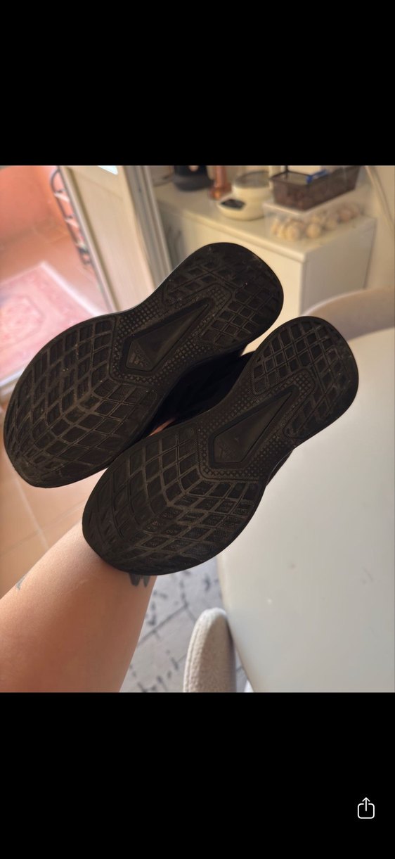 Erkek Çocuk Siyah Cırtlı Spor Ayakkabı - Görsel 2