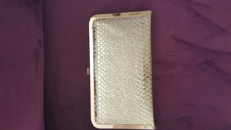 ALTIN SARISI CLUTCH CANTA 