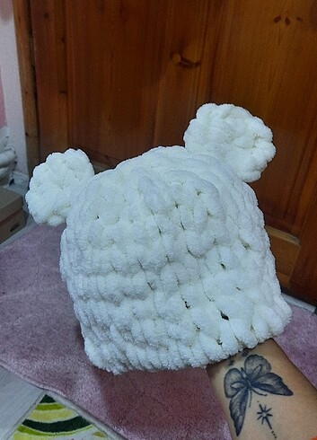 Bere puf peluş kulaklı bere