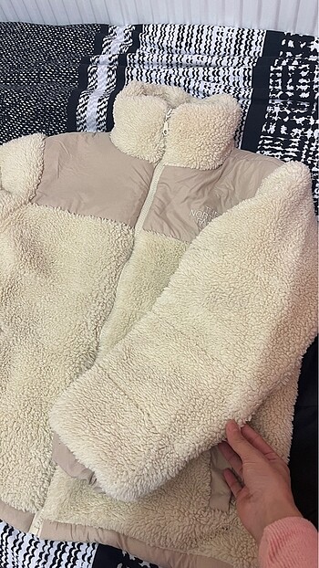 North face peluş mont